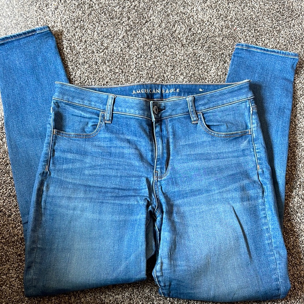 skinny jeans with no rips